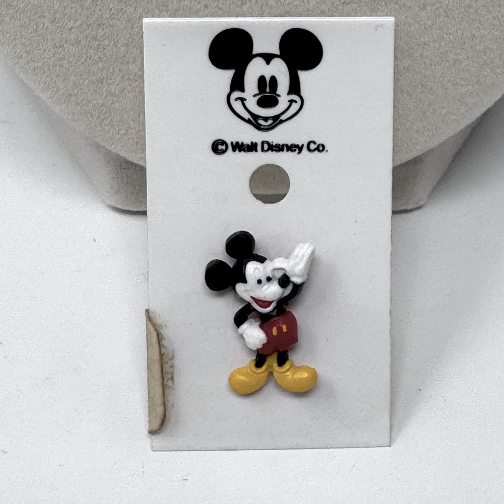 vintage 1980s Walt Disney World Mickey Mouse resin plastic lapel pin new